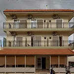Evans Hotel