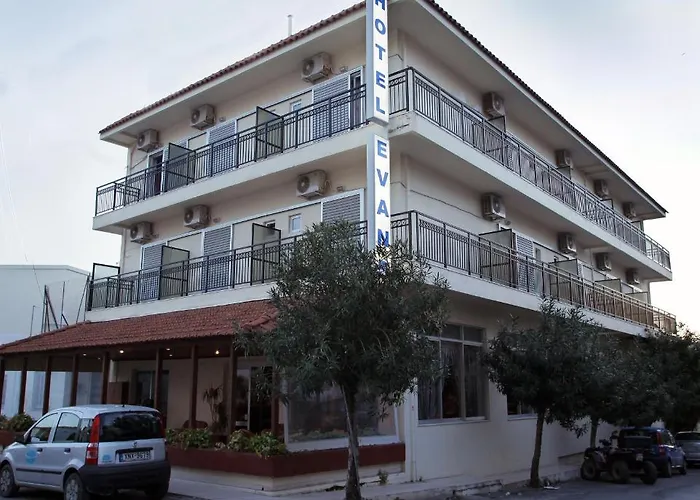 Evans Hotel